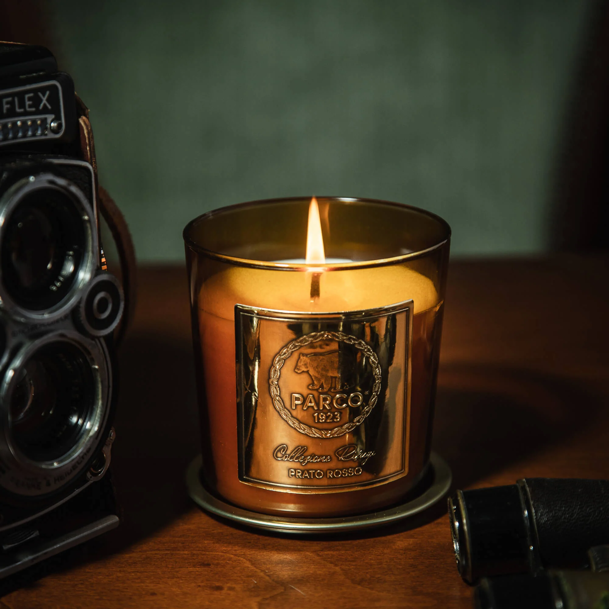 CANDELA PROFUMATA PRATO ROSSO 240 G - PARCO 1923 - Image 2